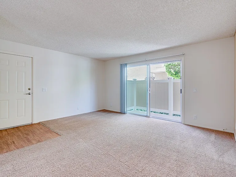 Bradbury Park Apartments — Photo 21