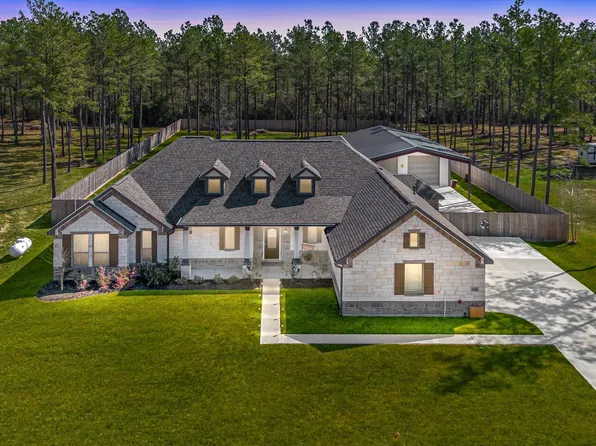 9746 Guadalupe St, Conroe, TX 77303