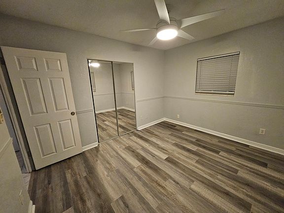 3rd image of 2562 33rd Ave N