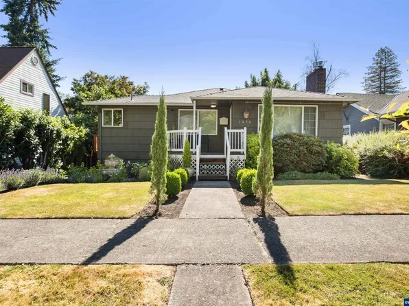 1870 High St SE, Salem, OR 97302