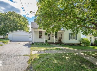 205 N Grove St, Barneveld, WI 53507