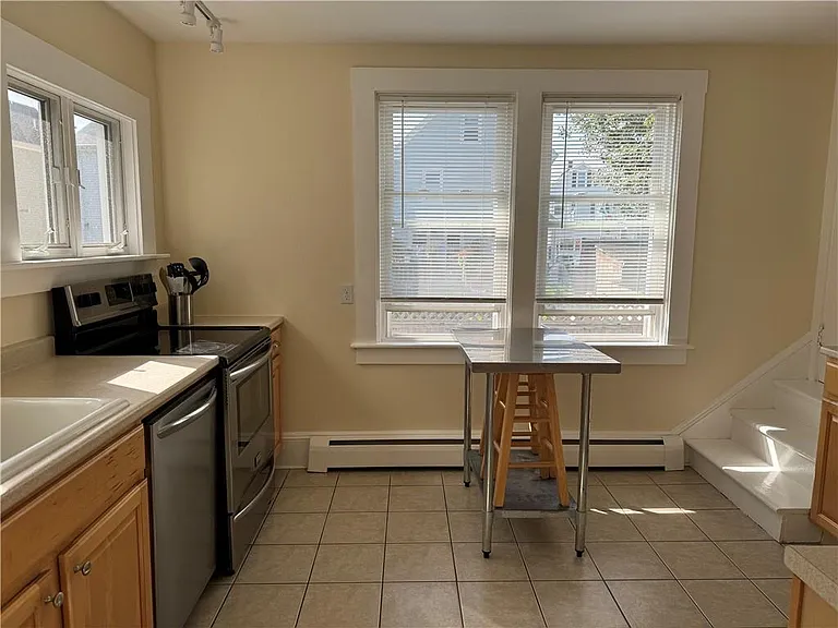 49 Connection St — Photo 3