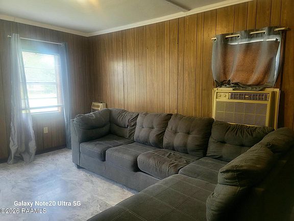 3rd image of 1603 Brown St