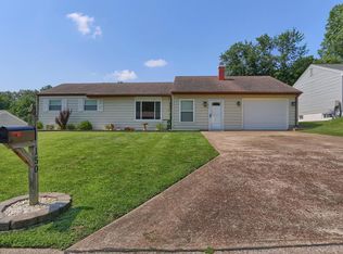 150 Bertrand Dr, Saint Louis, MO