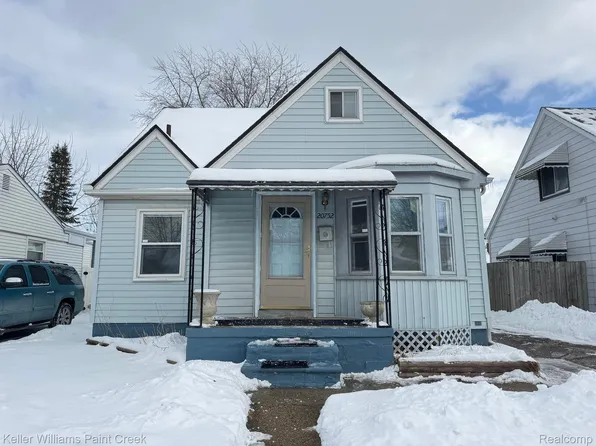 20752 La Salle Blvd, Warren, MI 48089