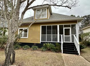 159 N 7th St, Santa Rosa Beach, FL 32459