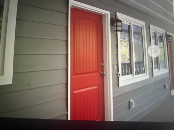 2nd image of 3401 Freeport Blvd Ste 103