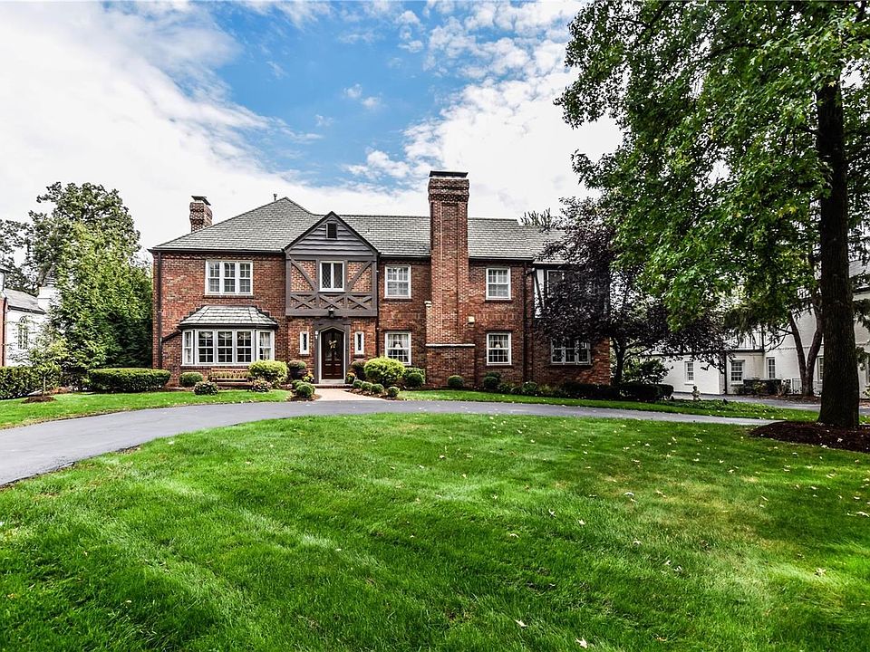 1st image of 51 Fair Oaks Dr