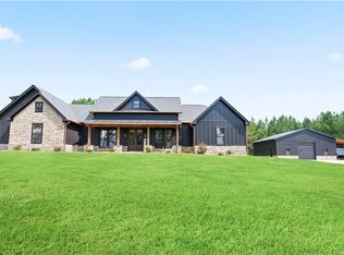 100 Rainey Rd, Temple, GA 30179