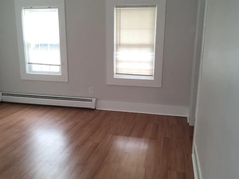 222-226 N Main St — Photo 12