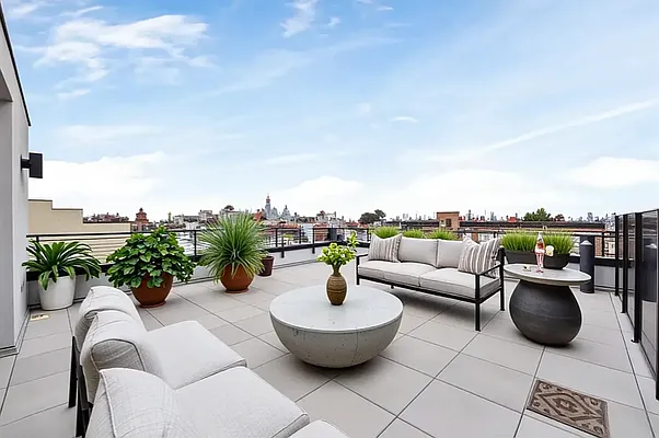 Rented by Living New York | media 23