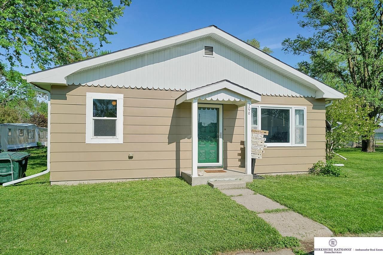 106 N Vine St, Mondamin, IA 51557 Zillow