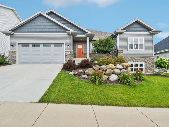 1911 Goshawk Ln, Verona, WI 53593