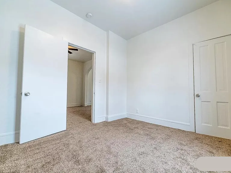 813 Cherry St #B — Photo 4