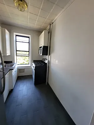 Rented by HFF Realty LLC | media 12