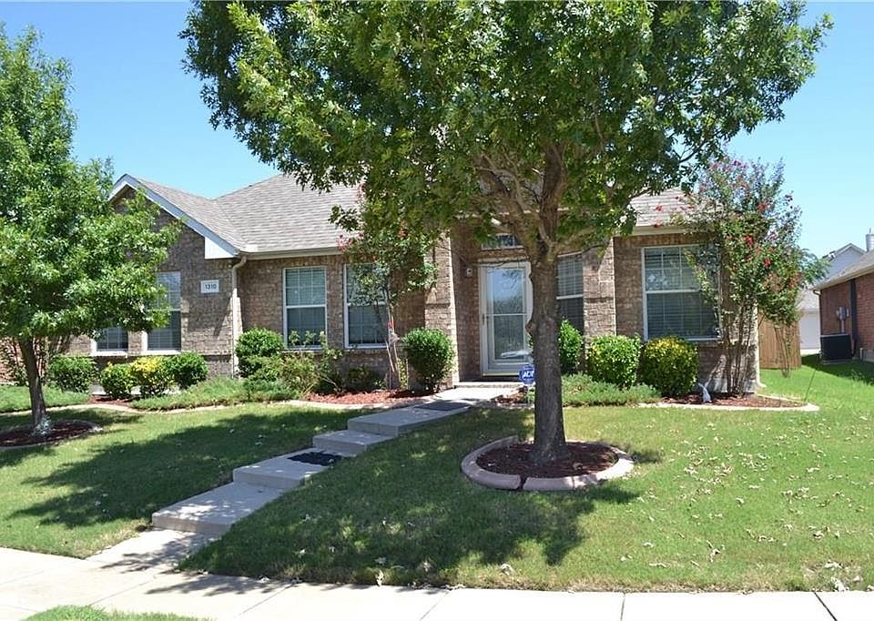 1st image of 1310 Hansberry Dr