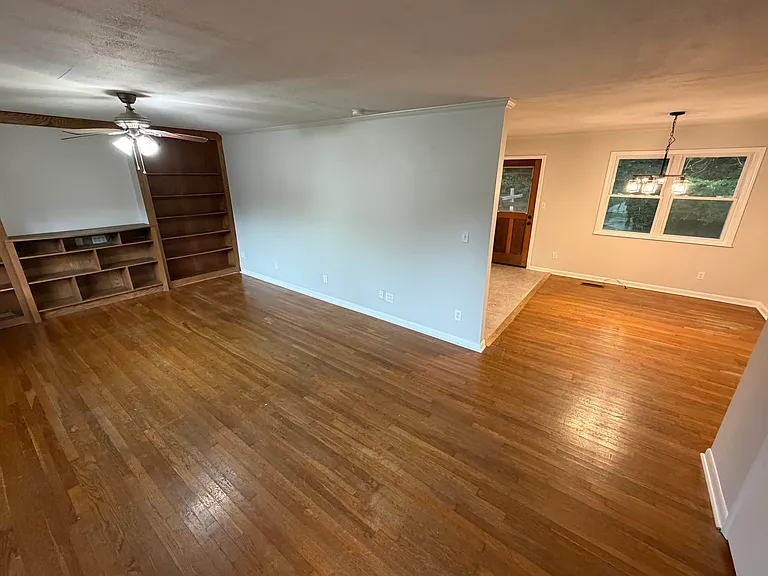 8323 E Mountain Ln — Photo 19