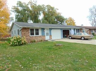 1725 Beech Tree Dr, Green Bay, WI 54304