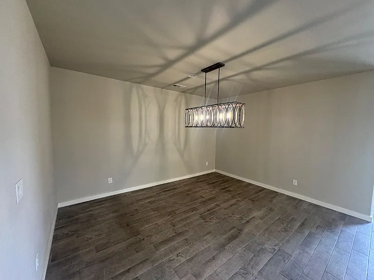 328 Ranger St — Photo 2