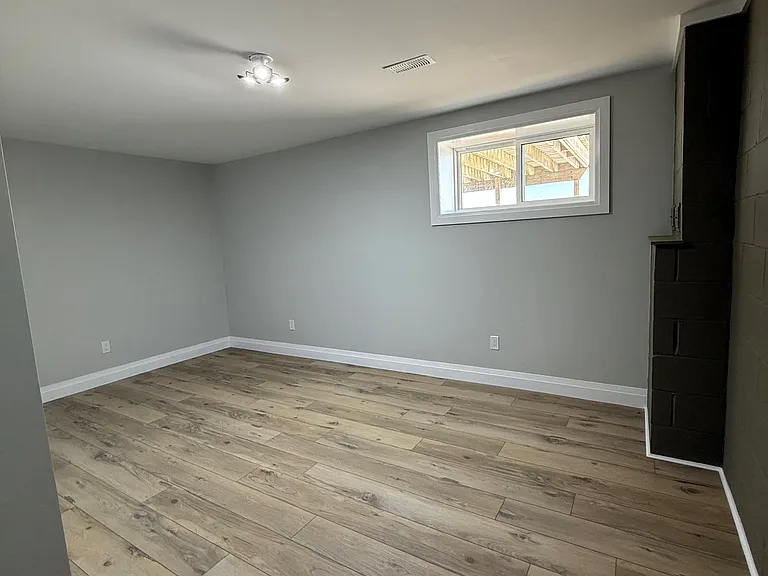 5403 Jones Baseline — Photo 29