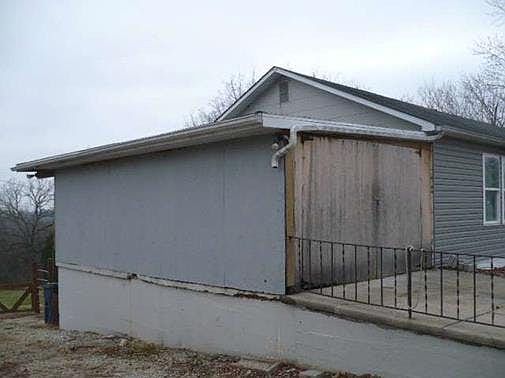 4th image of 1268 Olive Rd