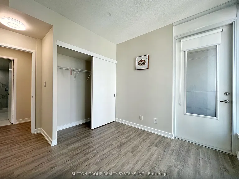 126 Simcoe St #1208 — Photo 11