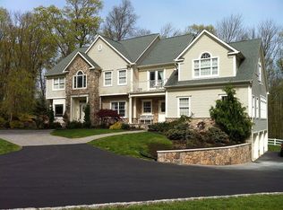 12 Rice Ln, Long Valley, NJ 07853