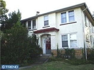 284 N Wycombe Ave, Lansdowne, PA 19050