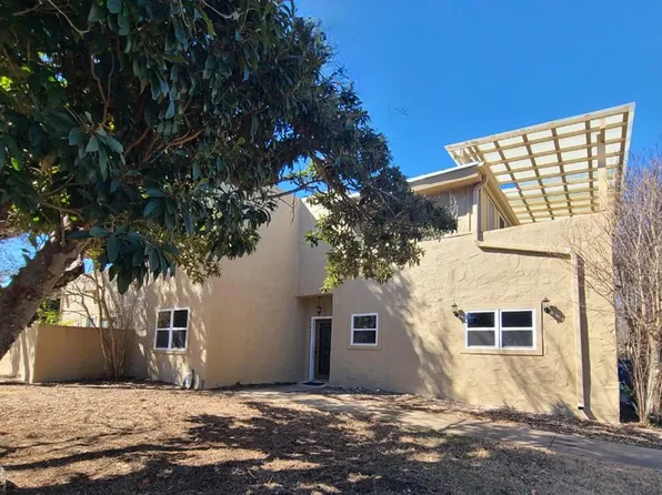 521 Sand Bend Dr APT D, Kerrville, TX 78028