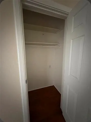 910 Toulouse St — Photo 17