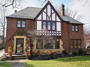 3352 Norwood Rd, Shaker Heights, OH 44122