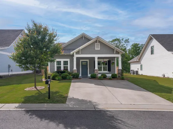 1368 Shades Ter, Irondale, AL 35210