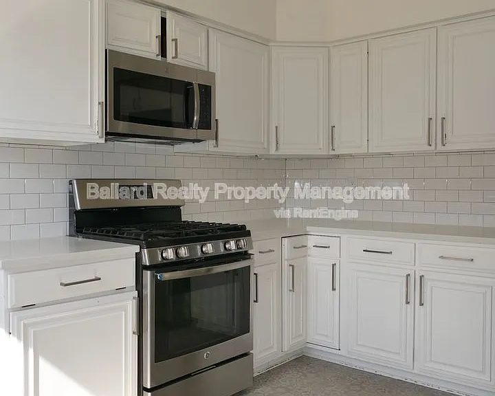 3246 Conkling Pl W — Photo 14