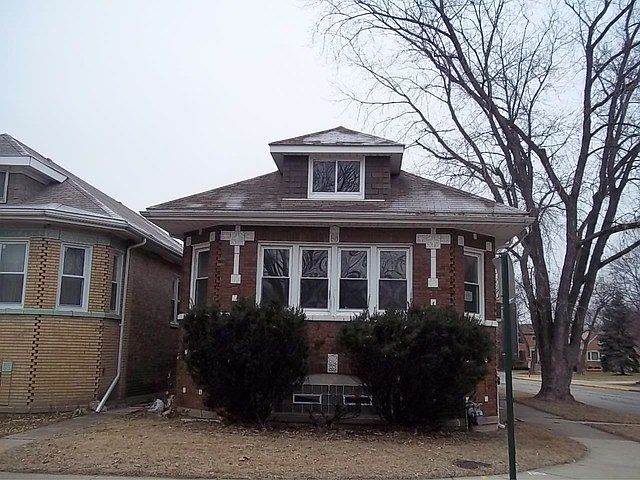 1st image of 2946 N 76th Ct