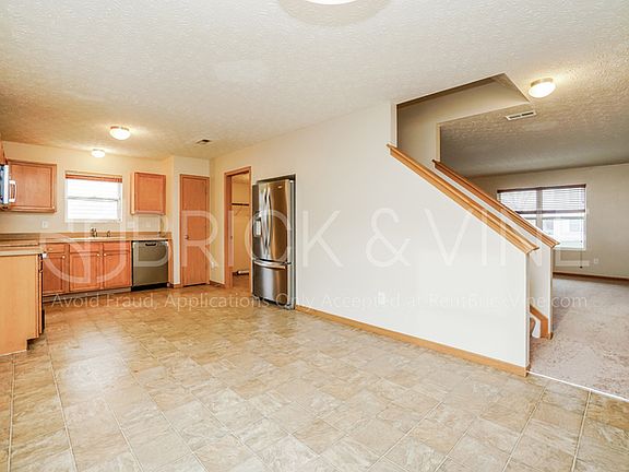5th image of 7209 Reynolds Crossing Dr