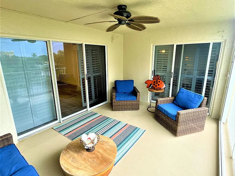 606 Shorewood Dr #C303 — Photo 14