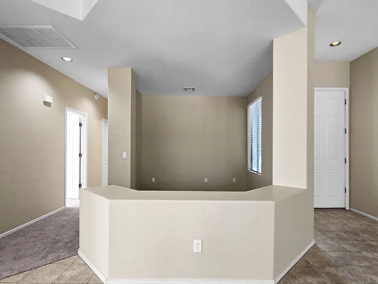 18651 W Sunrise Dr — Photo 14