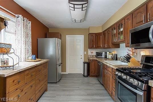 5th image of 16716 Park Lane Dr