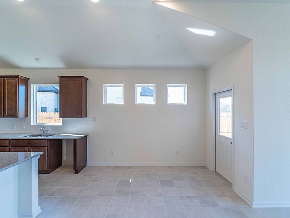 5th image of 13131 Brutus Ln