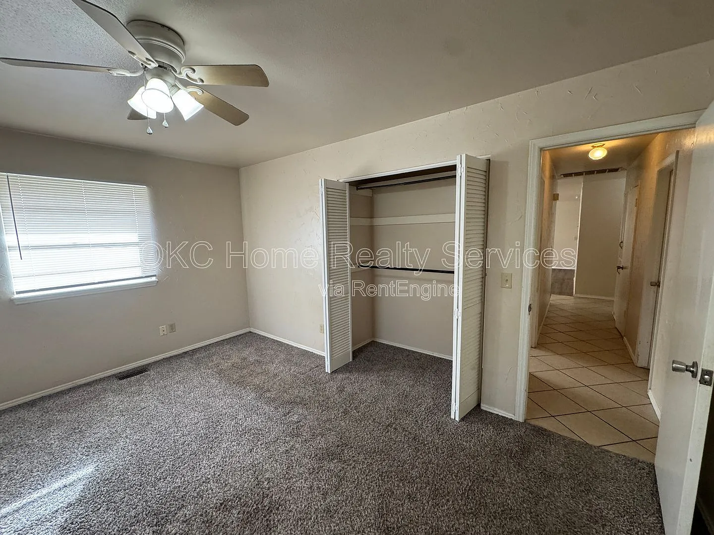 2 bed, 1.5 bath, 1046 sqft, $1,200 — Photo 4