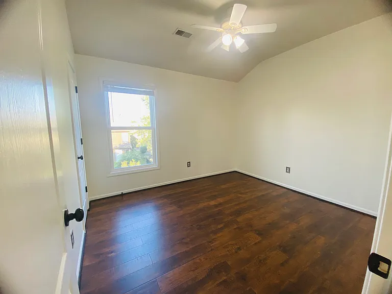 13713 Bradshaw St — Photo 16