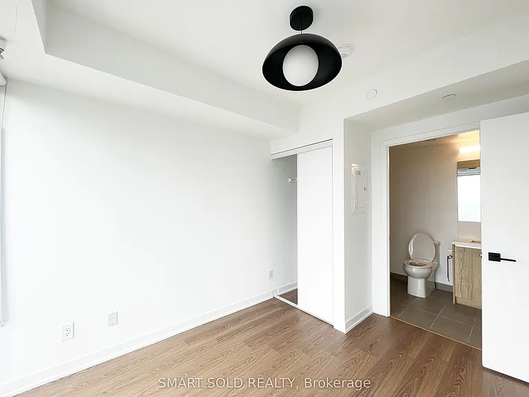319 Jarvis St #4707 — Photo 13