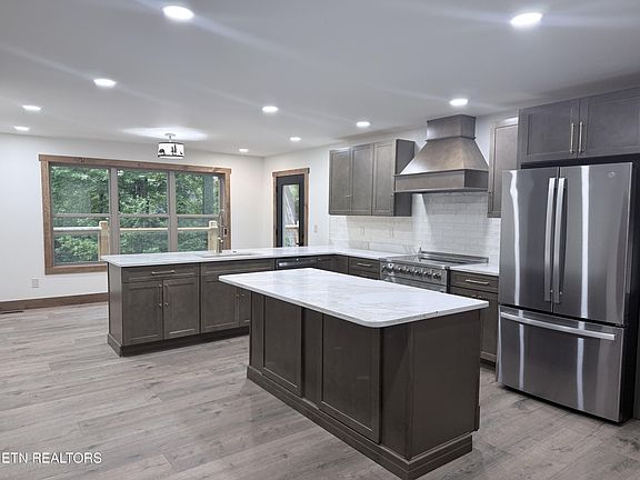 5th image of 515 Woodland Dr Lot 50
