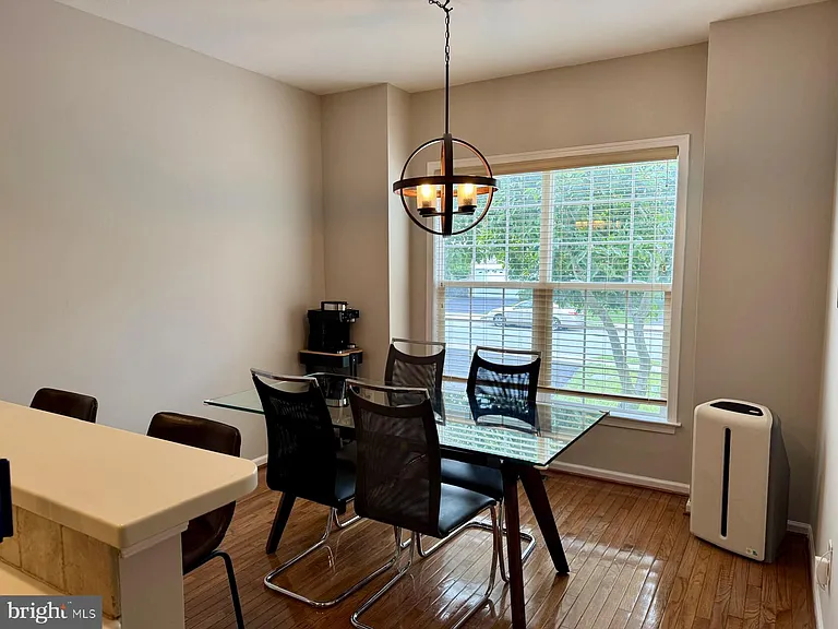240 Torrey Pine Ct — Photo 15