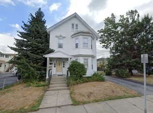 38 Floyd St FLOOR 1, Waltham, MA 02453