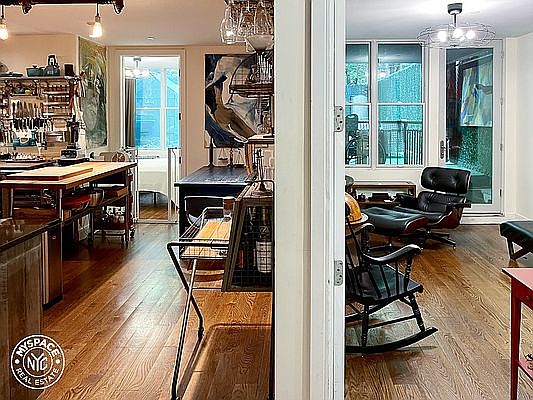 5th image of 132A Stanhope St #3C