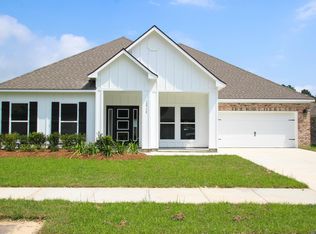 12715 Legacy Oaks Ave, Central, LA 70818
