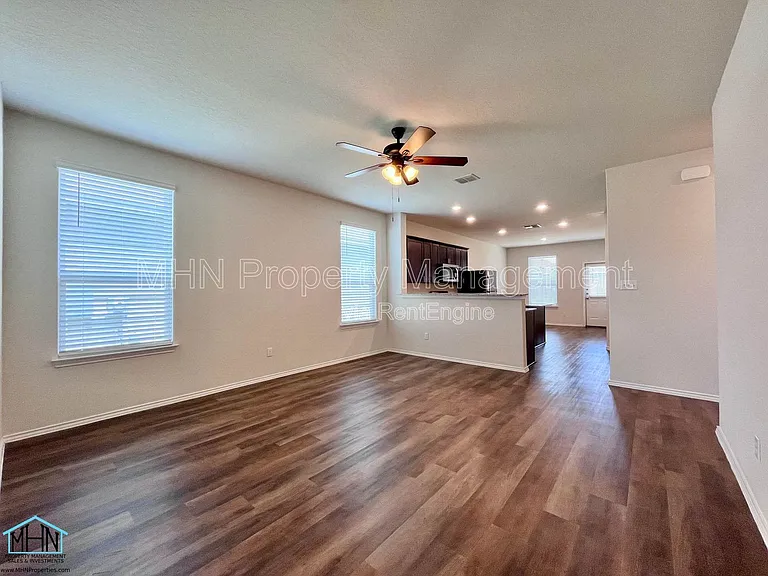 4105 Paddock Trl — Photo 4
