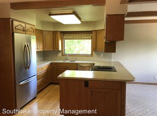 1612 SW Westwood Ct, Portland, OR 97239