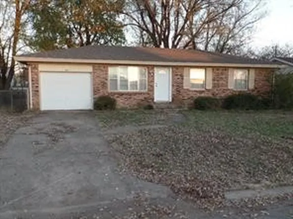 987 Eastgate St, Siloam Springs, AR 72761